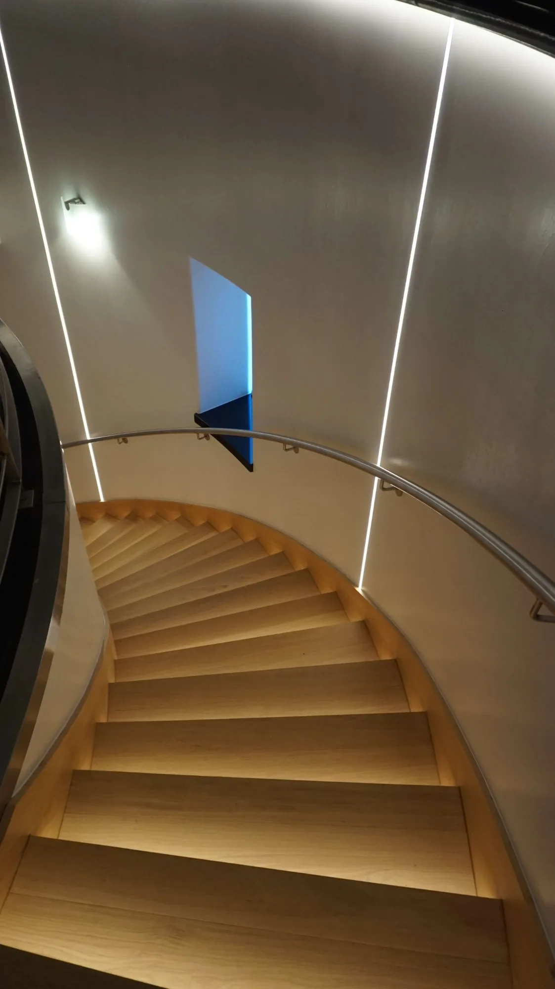 GSR Observatory - Curved Stairway
