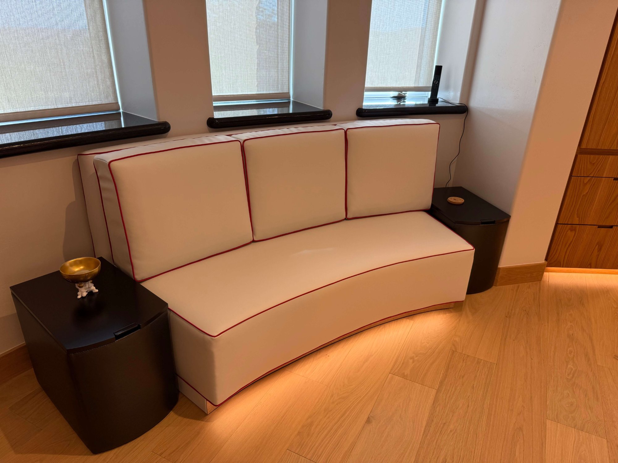 GSR Observatory - Seating